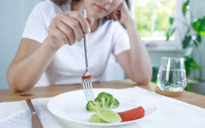 What Causes Anorexia? Understanding Factors Behind This Eating Disorder